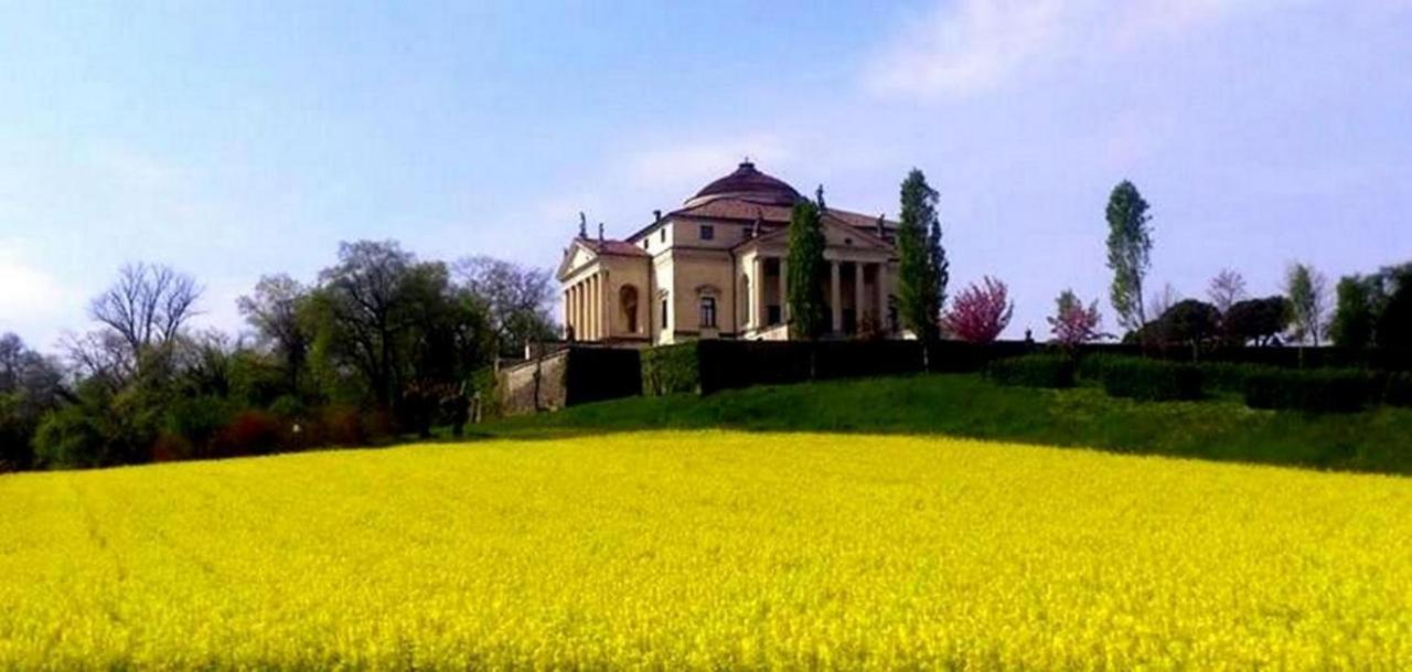 Brojo Hill Bed & Breakfast Longare Exterior photo